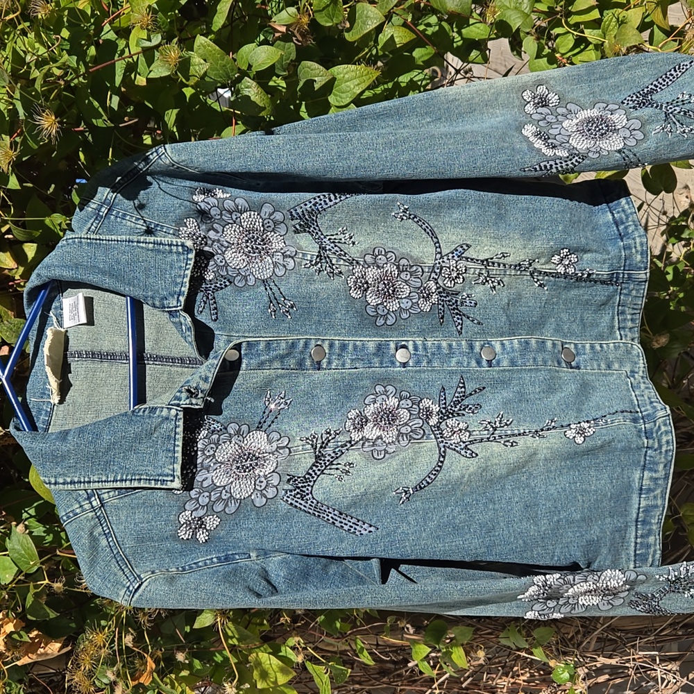 URBAN TRIBE Vintage Hand Beaded Floral Denim Jacket Art to Wear - SZ L (MSTR C)